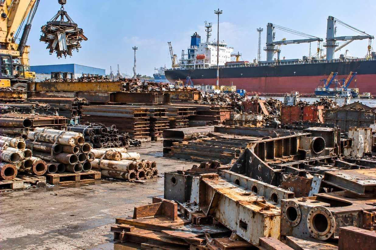 Ship scrap buyer, dealer and purchaser in UAE